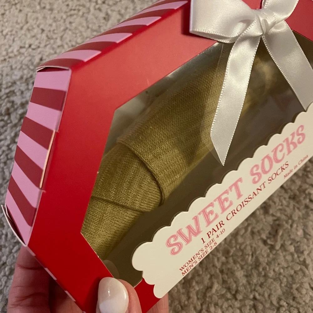Target Croissant Beige Tan Sweet Socks Gift Package, 1 Pair Women’s Socks